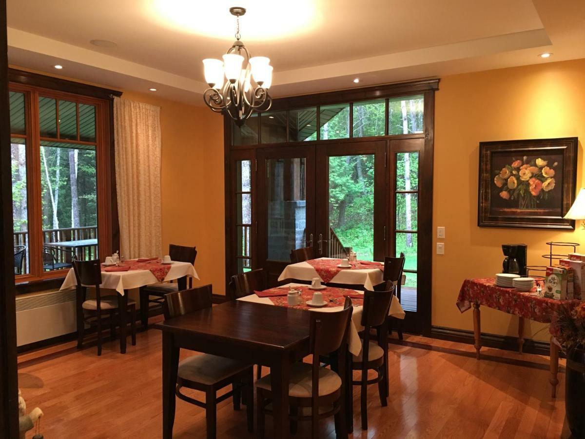 B&B Au Petit Marigot Mont-Tremblant Dış mekan fotoğraf